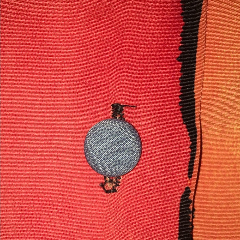Colorblock Polyester Button Down - Picture 3 of 5